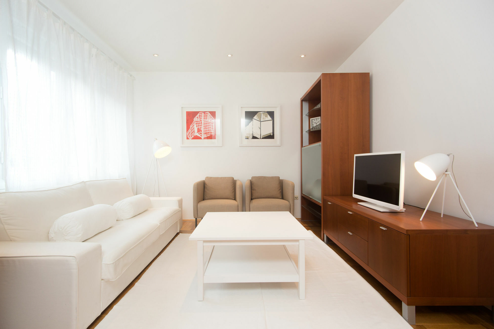 แองเจิล เมนสแควร์ ซาเกรบ Apartment ซาเกร็บ ภายนอก รูปภาพ